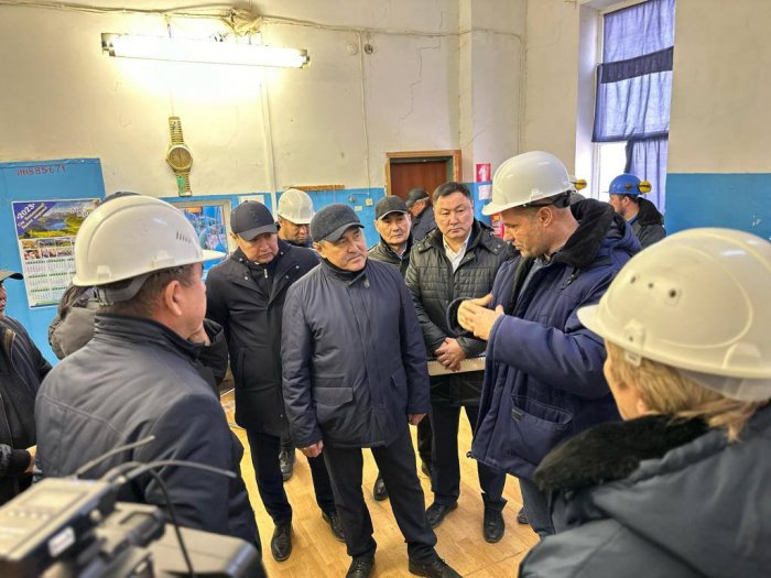 Министр водных ресурсов и ирригации посетил Мангистаускую область