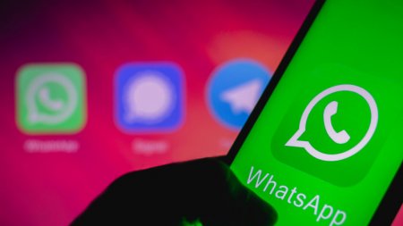 "Так выглядит слежка за переписками казахстанцев в WhatsApp": эксперты изучили видео