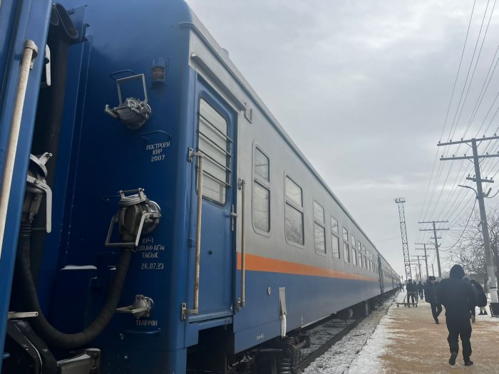 Из Уральска в Мангистау начал курсировать пассажирский поезд