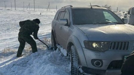 Какие трассы остаются закрытыми в Казахстане
