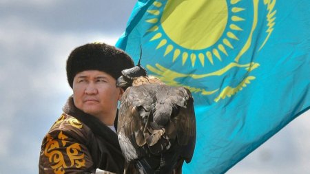 Казахстан празднует День Независимости