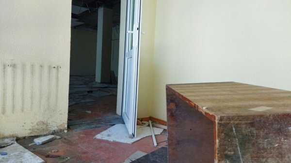 Какова участь брошенного супермаркета в Актау