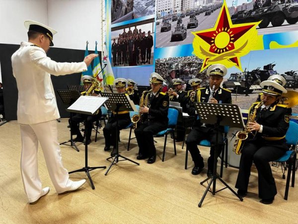 Военные «сразились» в мини-футболе в Актау