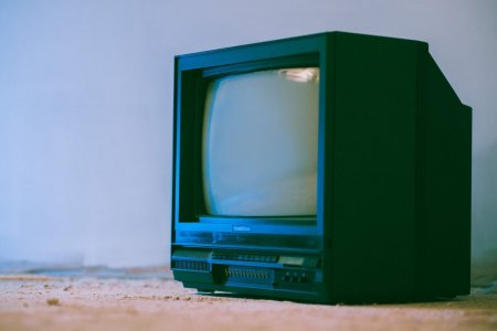 Телевидение и радио не будут работать день в Казахстане