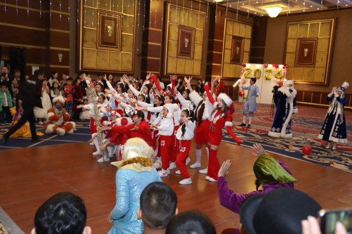 В Актау прошла Президентская ёлка