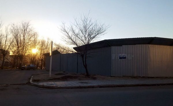 «Новый отель, двери свои открой»: что ответили чиновники о стройке в Актау