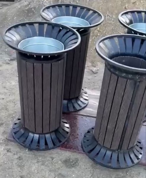 Аким Актау отправился смотреть на установку новых скамеек на набережной