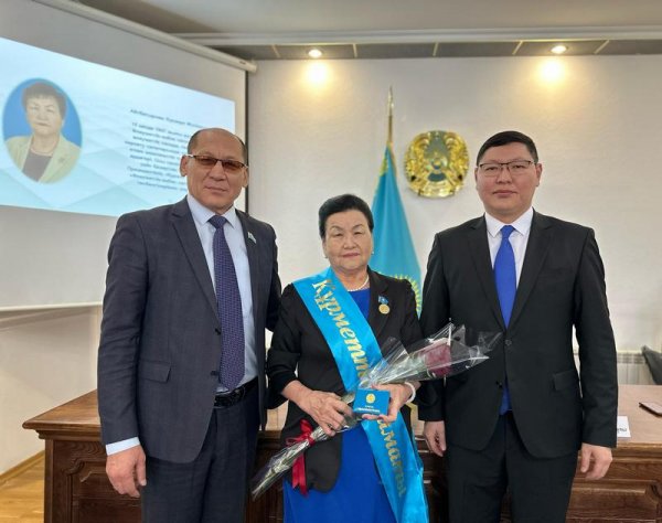 Кто стал «Почётным гражданином Актау»