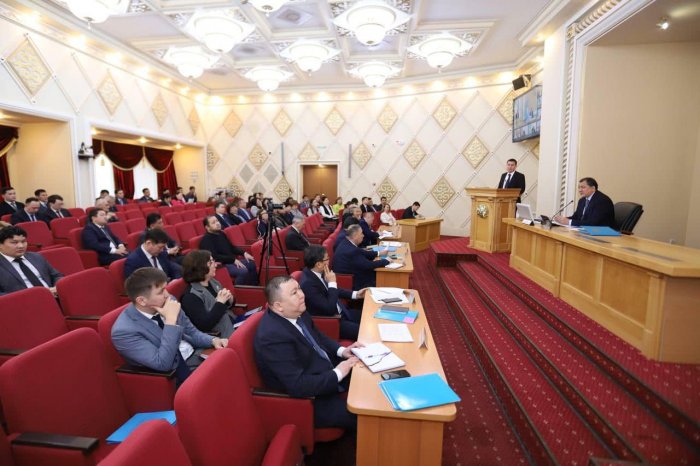 Глава Мангистау Нурлан Ногаев поручил оперативно решить вопросы строительства здания областного архива