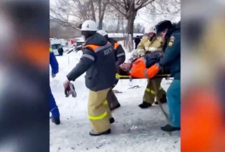 Под Оренбургом обрушилось здание, есть погибшие. Там произошел взрыв