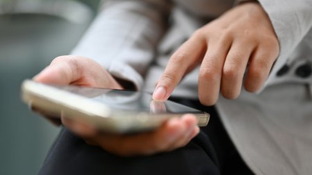 Запятая не там в SMS-рассылке рассмешила казахстанцев