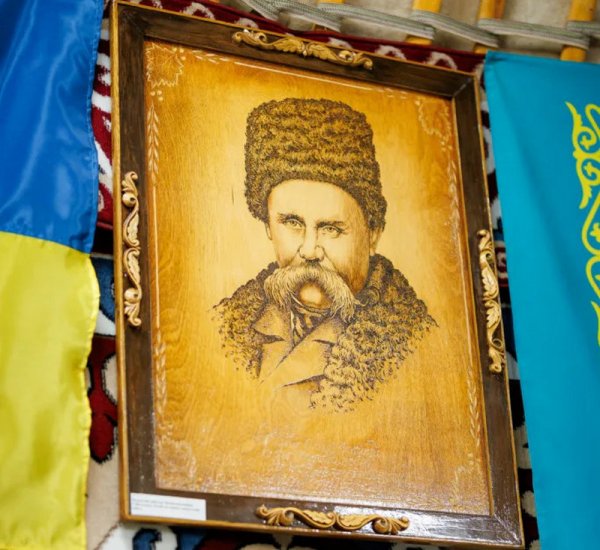 Казахскую юрту установили на малой родине Тараса Шевченко