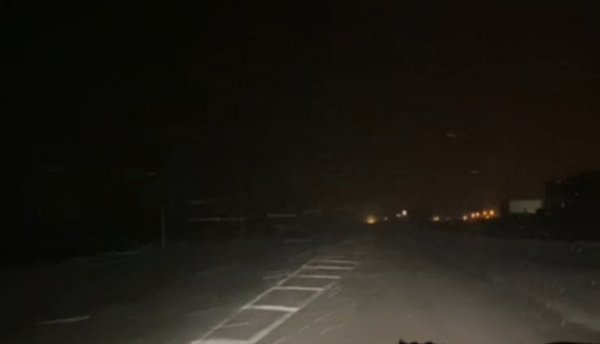Утонувшие в темноте: о проблеме со светом заявляют жители пригорода Актау