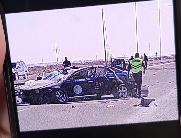 Полицейский автомобиль перевернулся у аэропорта Актау