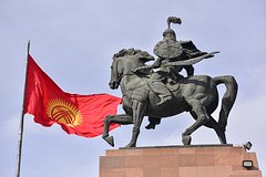 В Киргизии приняли закон о контроле за иностранными НКО