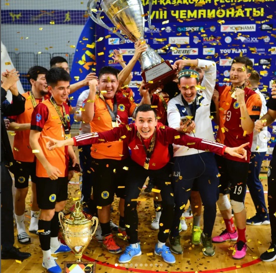 Команда «Burgylau» из Жанаозена стала серебряным призером чемпионата Казахстана по футзалу