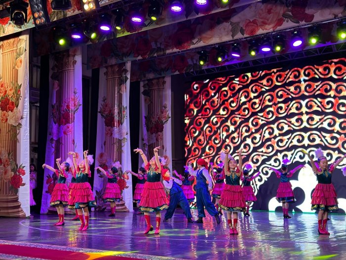 В Актау в честь Международного женского дня наградили многодетных матерей