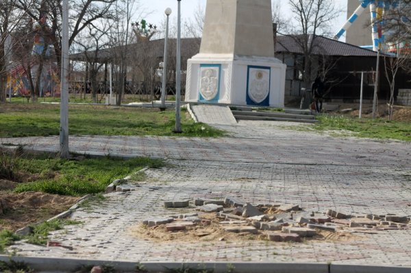 Парк разбитых фонарей: как сегодня выглядит «Акбота» в Актау