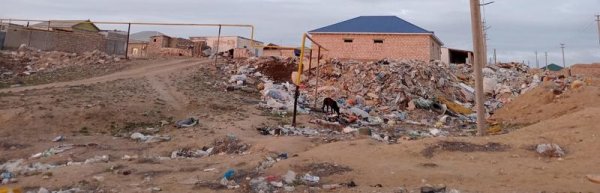 Сельчанин устроил «мусорный полигон» в пригороде Актау