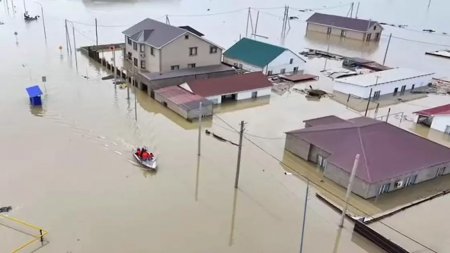 На слухи о выплатах по 22 млн тенге пострадавшим от паводков ответили в Минпромышленности