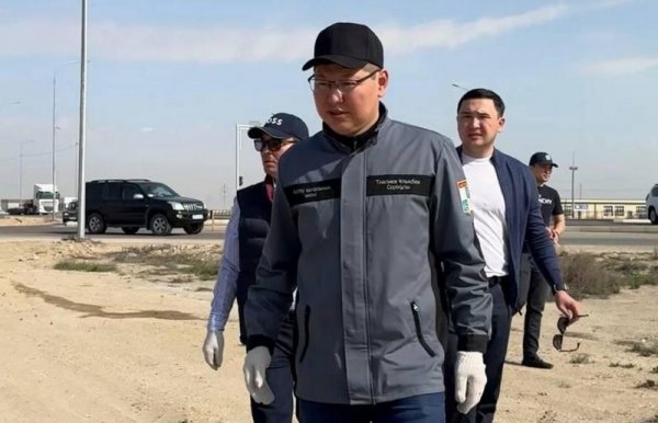 Аким Актау призвал предпринимателей к участию в субботниках